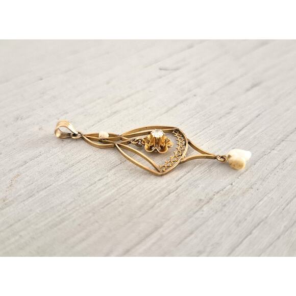 Antique 10K Gold Freshwater Pearl and Buttercup Diamond Lavalier - Picture 2 of 6